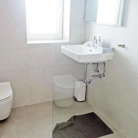 In - Paklenica Riviera 50355 Daire *